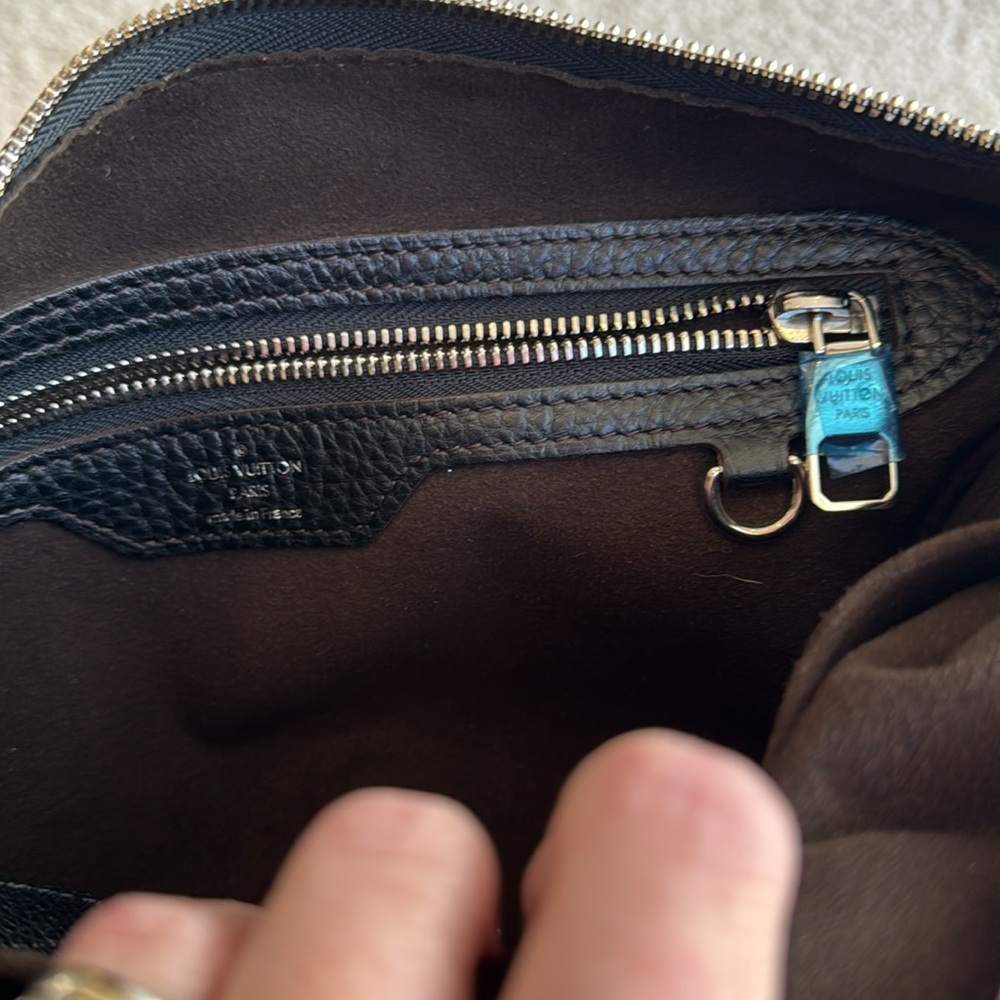 Louis Vuitton Black Hobo Bag - Picture 9 of 13